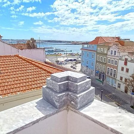 Апартаменты Figueira Penthouse By The Marina Фигейра-да-Фош Экстерьер фото